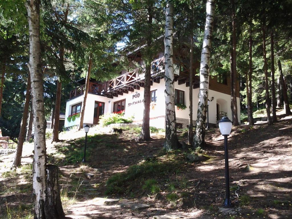 Pokoje Goscinne Pod Sosnami Karpacz Buitenkant foto